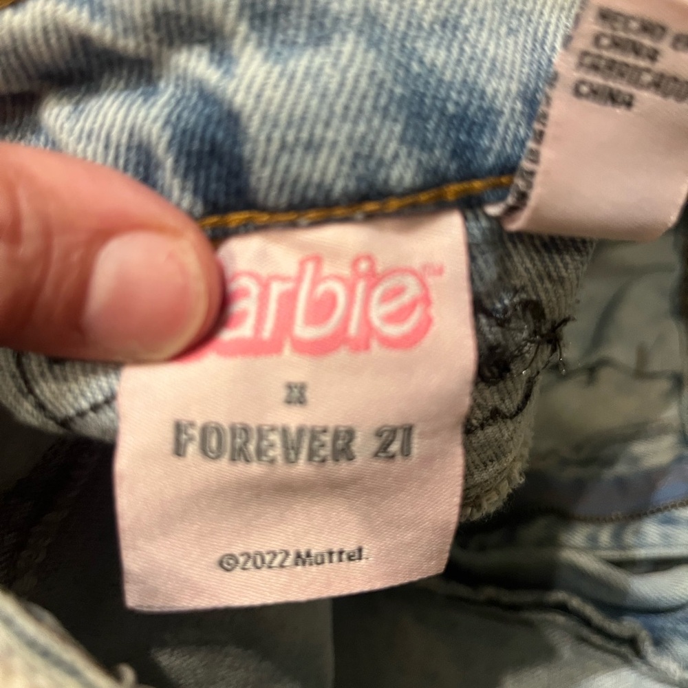 Cut off Barbie shorts - Picture 7 of 9
